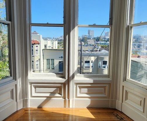 1 bed, 1 bath, 750 sqft, $3,295, Unit 09