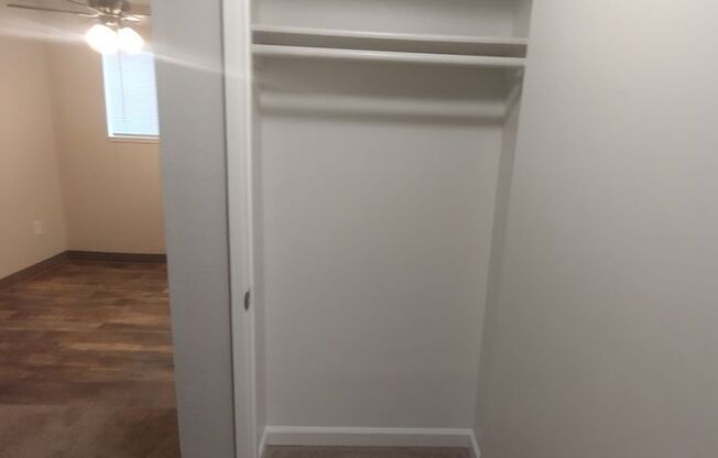 1 bed, 1 bath, 592 sqft, $1,225, Unit 021