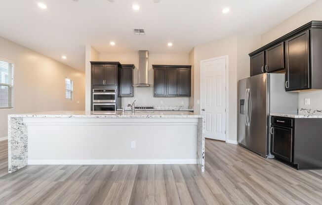 5 BEDROOM IN SUMMERLIN!