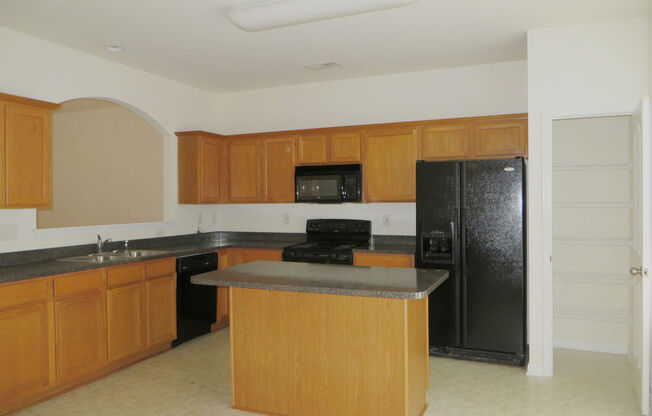 2 beds, 2.5 baths, $1,700