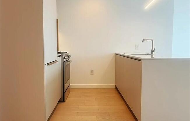 2 beds, 2 baths, 969 sqft, $7,200, Unit 4912