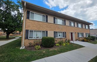 1 bed, 1 bath, 625 sqft, $785, Unit 9744G