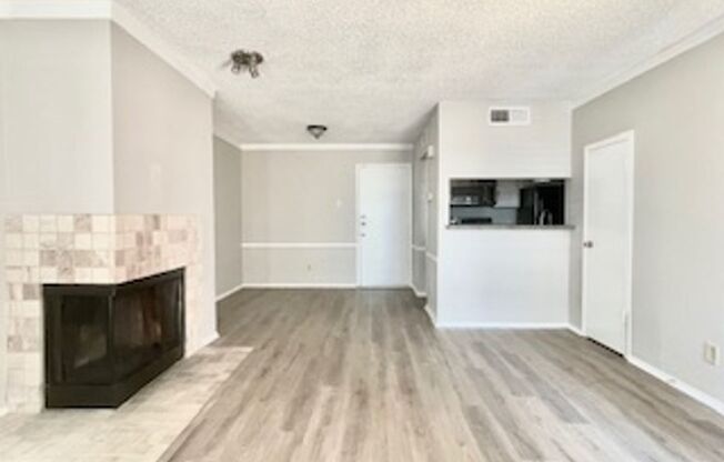 Updated 2 Bed, 3 Bath Condo in Prime North Dallas Location!