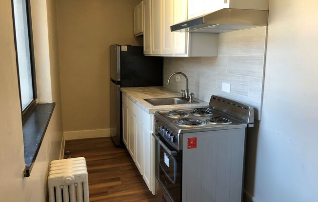 Studio, 1 bath, $1,189, Unit 109B