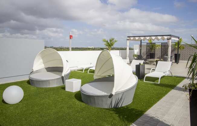 Outdoor Lounge Area | Twenty2 West | Luxurious Apartments in Miami, FL 