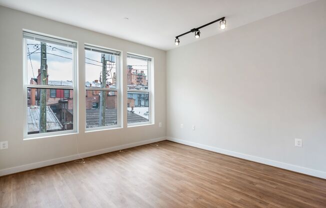 For Rent: Stylish Urban Living at 815 Park Ave – Your City Oasis Awaits!