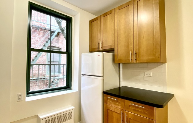 Studio, 1 bath, $2,375, Unit 5A