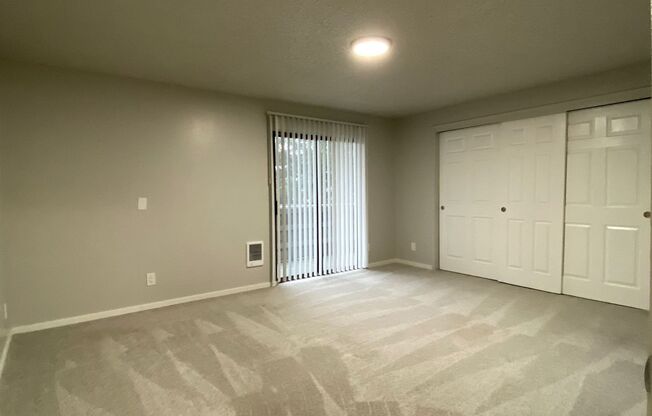 2 beds, 1.5 baths, 1,140 sqft, $1,575, Unit Unit 8