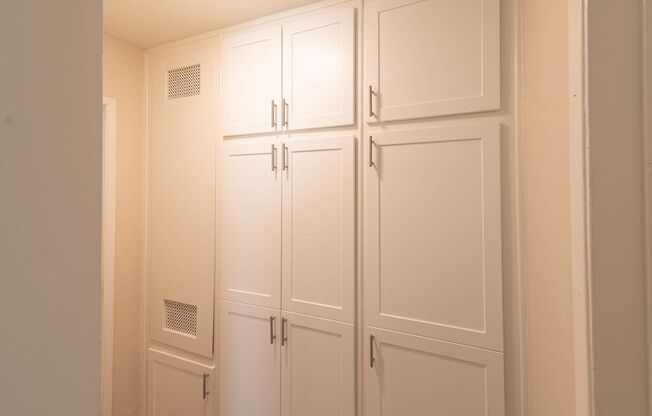 1 bed, 1 bath, 850 sqft, $1,800
