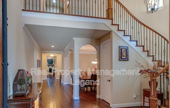 2826 EXETER DR