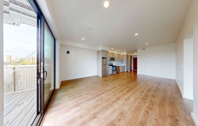 2 beds, 1 bath, 850 sqft, $2,745, Unit 411