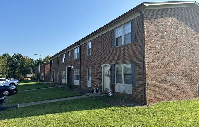 Cedar Hill Apartments