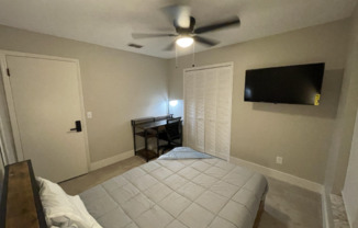 9303 4 AVE
