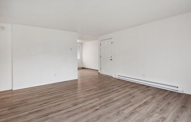 2 beds, 1 bath, 742 sqft, $1,595, Unit 45