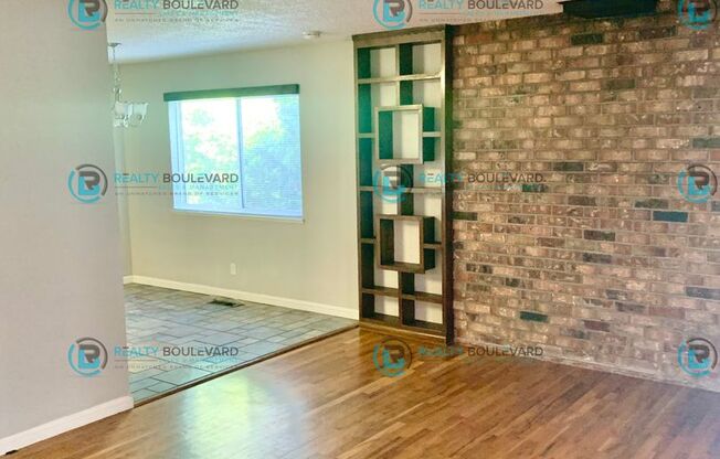 Charming 3-Bedroom Home Near McCarran – Great Layout & Backyard Patio!