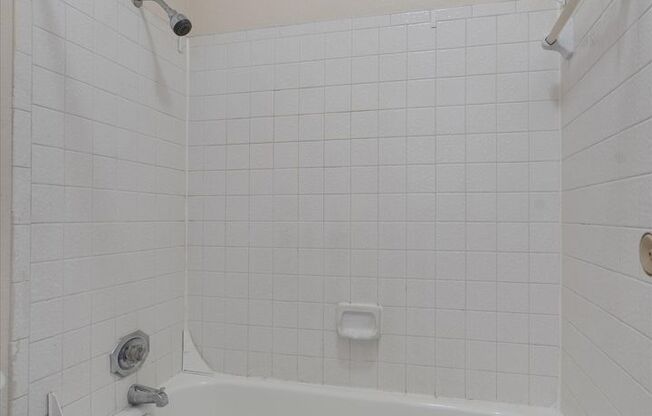 1 bed, 1 bath, 559 sqft, $775, Unit 1