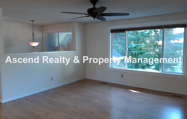 Updated 4 Bed on Cul de Sac Quick Access to Nike/Intel Parks Schools & Shops Fenced Yard w/Awesome Covered Patio