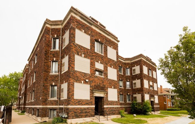 Kirkwood Apartments
