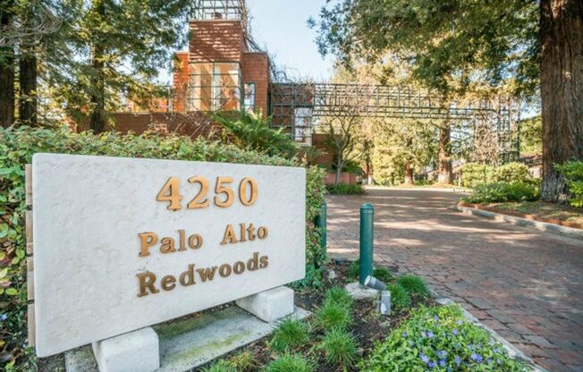 Beautiful and Updated South Palo Alto End Unit Condo with 2 Master Suites!