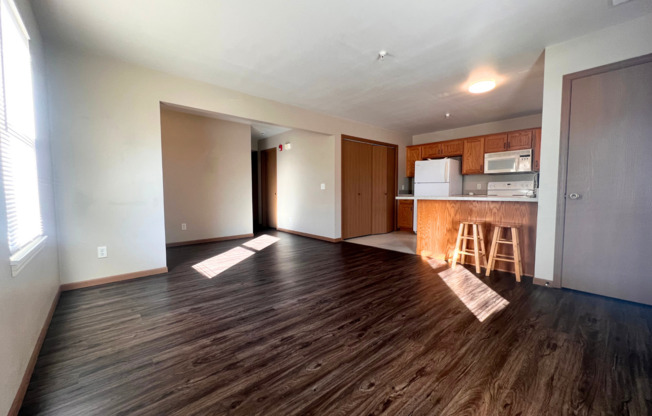 2 beds, 1.5 baths, 1,008 sqft, $950, Unit 08