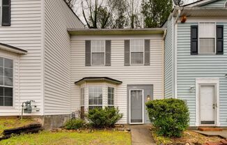 Minutes from downtown Smyrna, easy access to highways and shopping. - Great Floorpan