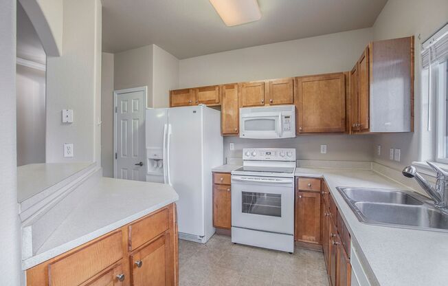 2 beds, 2 baths, $1,600