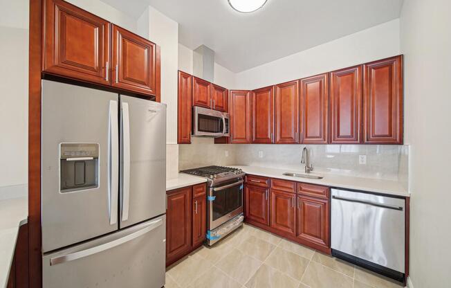 62 N 9 ST