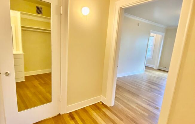 Studio, 1 bath, 462 sqft, $1,695, Unit 102