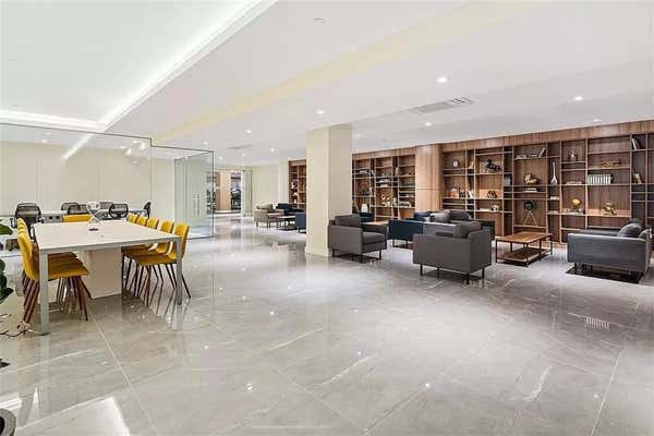 1238 63 ST