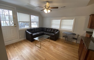 109 E Summit St Apt 1