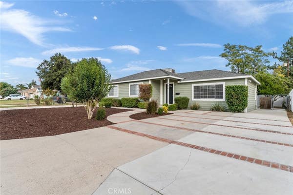 8440 OAKDALE AVE