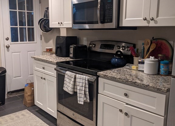 768 E 6 ST