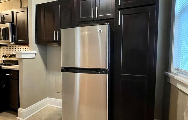 1 bed, 1 bath, 630 sqft, $850, Unit 2243304