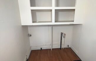 3 beds, 1 bath, $995