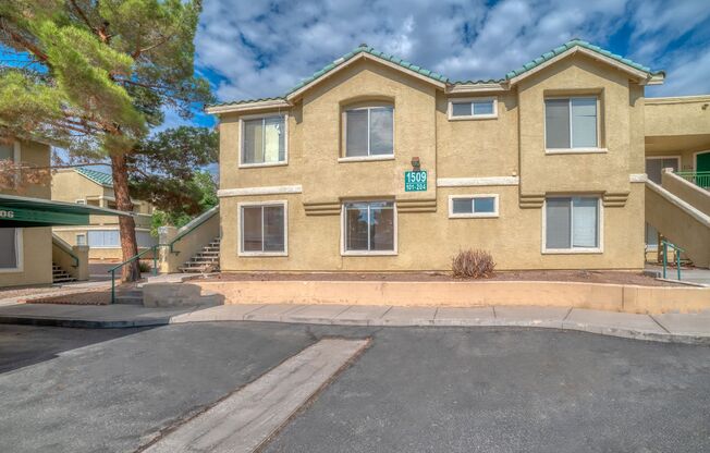 DOWNSTAIRS 2-BED, 2-BATH CONDO IN GATED COMMUNITY!