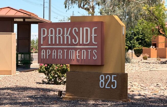 1 bedroom, 1 bath unit near the light rail in Tempe!