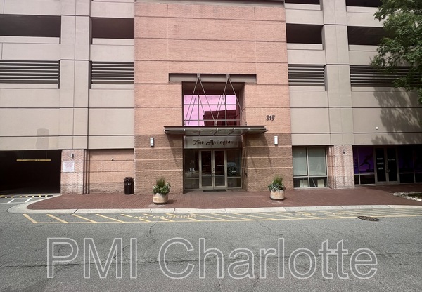 315 Arlington Ave 807