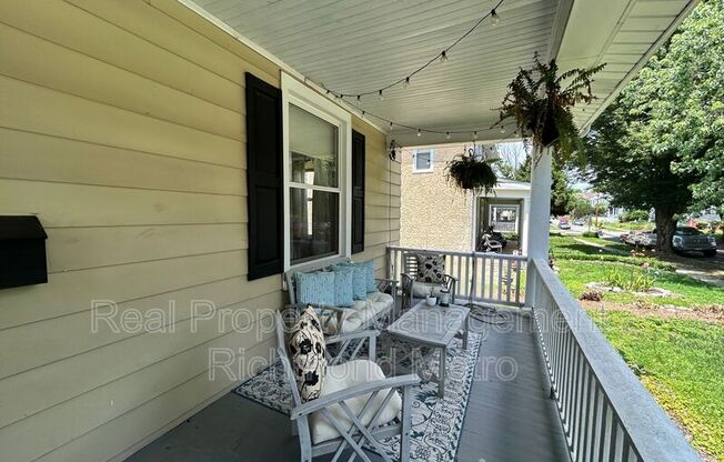 2714 GRIFFIN AVE