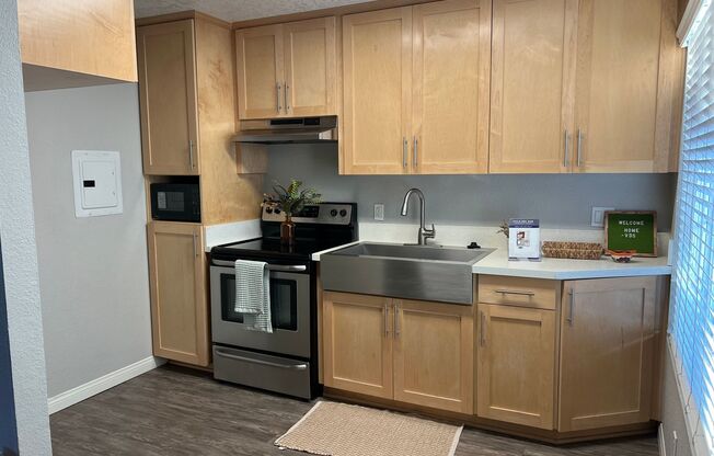 1 bed, 1 bath, 480 sqft, $2,255, Unit 99