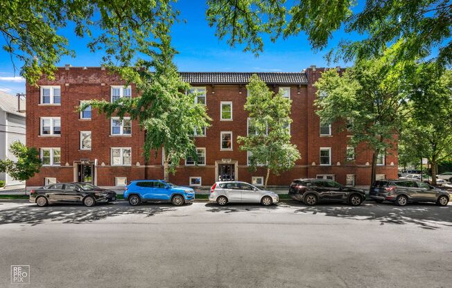 A Fantastic 2-bed in Fabulous Lakeview