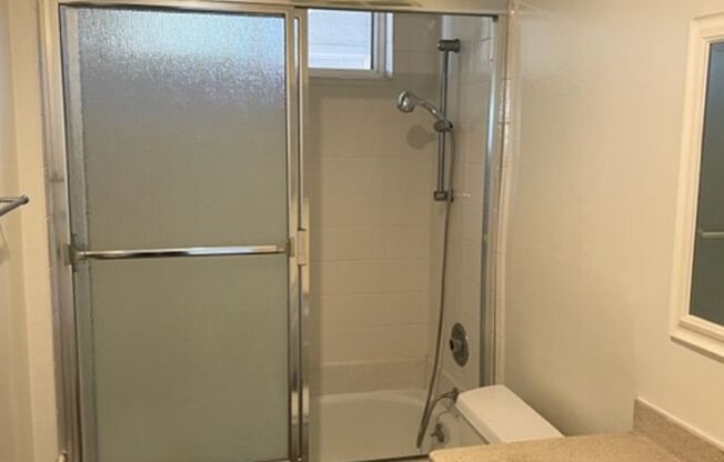 2 beds, 2 baths, $3,000