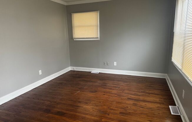 3 beds, 1 bath, $1,245