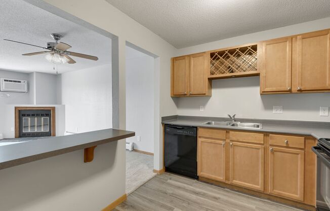 1 bed, 1 bath, 742 sqft, $1,345, Unit 3900201R