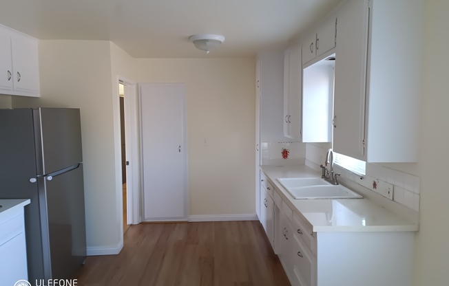 2 beds, 1 bath, 1,000 sqft, $2,550, Unit F