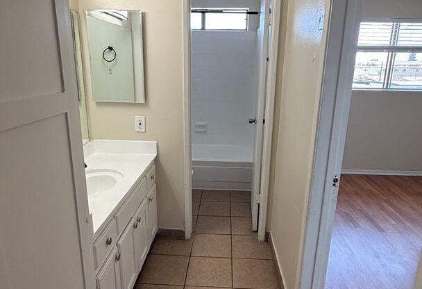 1 bed, 1 bath, $1,675, Unit 248