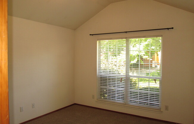 3 beds, 2 baths, $1,800