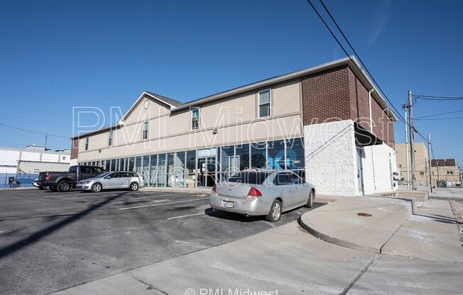 1702 W MICHIGAN ST