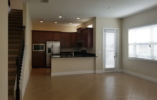 3 beds, 2.5 baths, $2,995