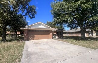 3 beds, 2 baths, $1,450