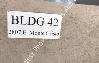 2807 E MONTE CRISTO AVE
